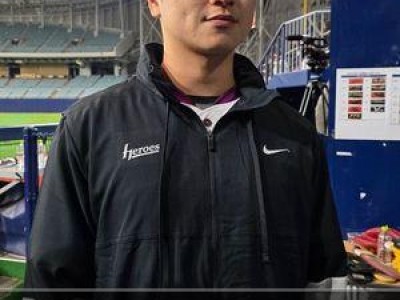 박주홍 프로 데뷔 후 첫 홈런 터뜨려
