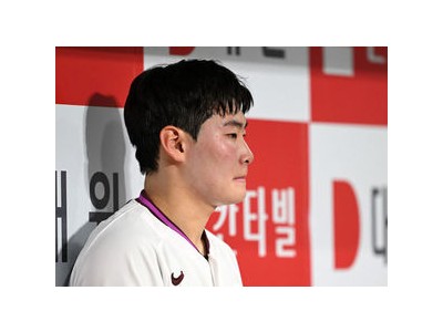 18세 신인 투수 1위 팀 상대로 대참사