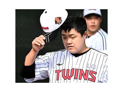 장현식 발등 인대 부상으로 4주 후 복귀 예정