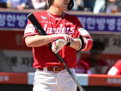 SSG LG전 1승 6패에 박성한 출전 논란