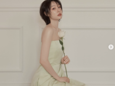 김연아 화보로 매력 뽐내자 팬들 반응 폭발